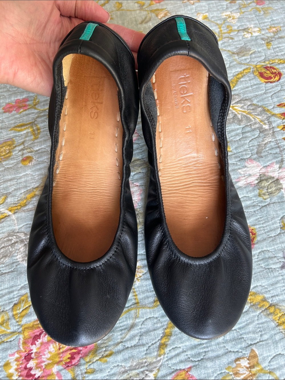 Women's Black Leather Ballet Flats with Teal Tab